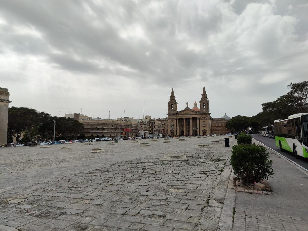 Near Valletta City - Open Views - Ta Tessie Suite in Floriana - Malta Esterno foto